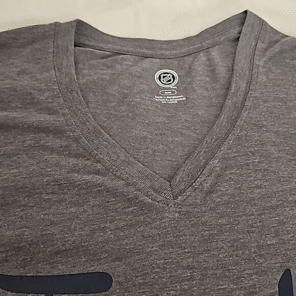NHL Women's Hockey Logo Toronto Maple Leaf T-Shirt Medium Gray - Picture 13 of 16